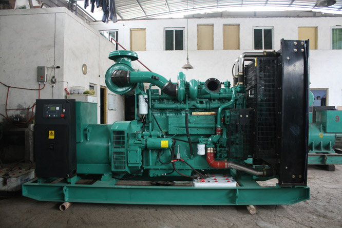 五湖渔场环保无噪音：租用静音发电机组，为环境和耳朵双重保驾护航